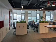 成都高新西區(qū),面積200-300m,日租金3元/m